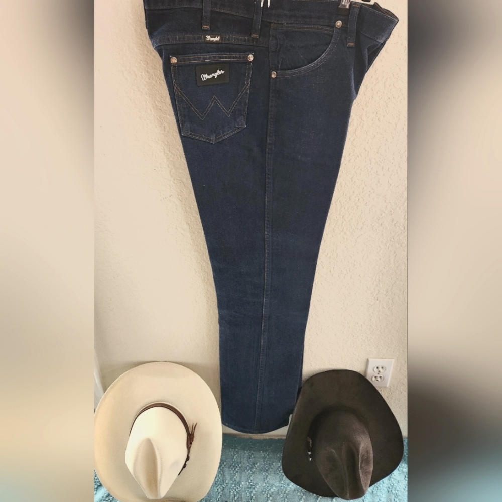 Black Label slim fit Wrangler jeans